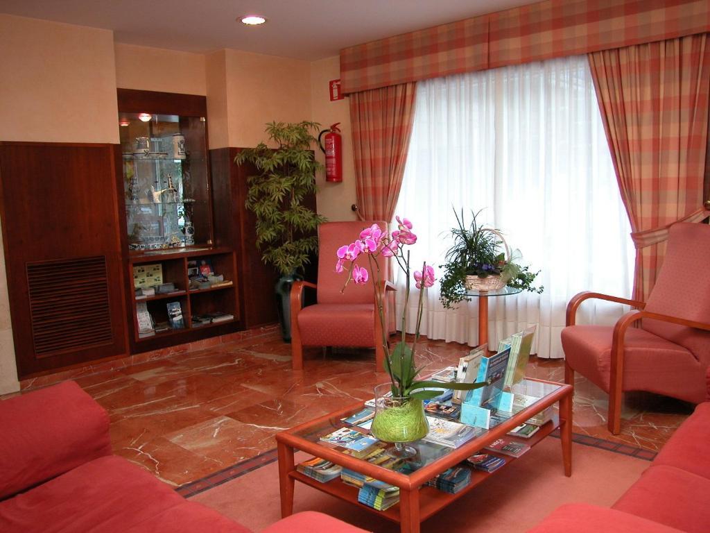 Hotel Touris Ardia Ngoại thất bức ảnh